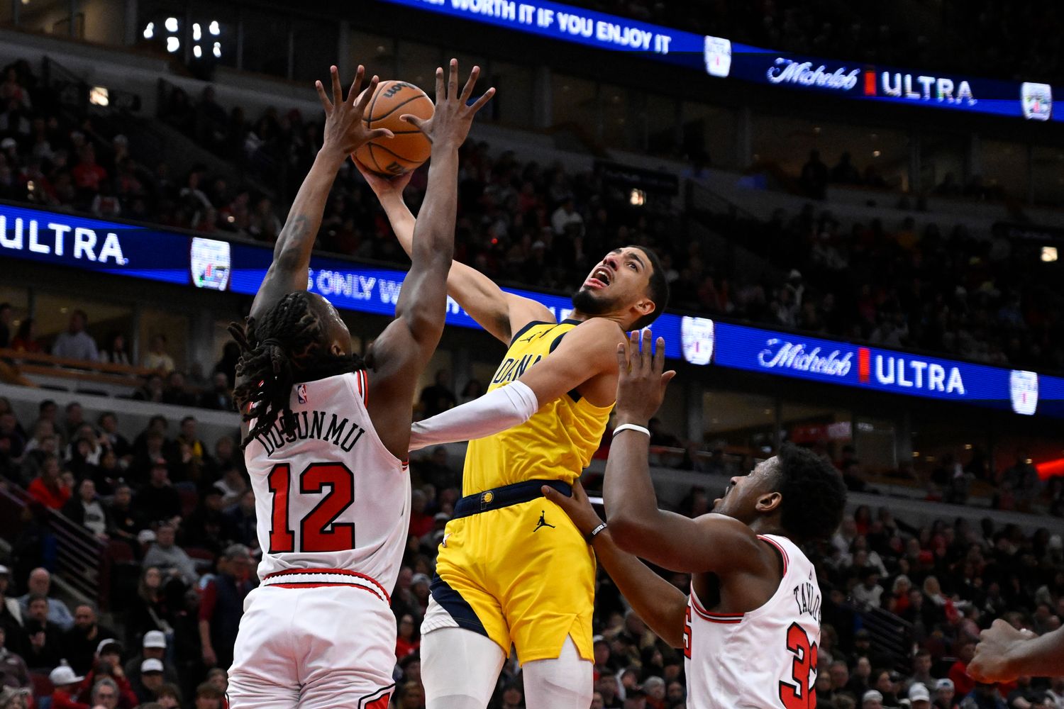 Indiana Pacers guard Tyrese Haliburton Chicago Bulls